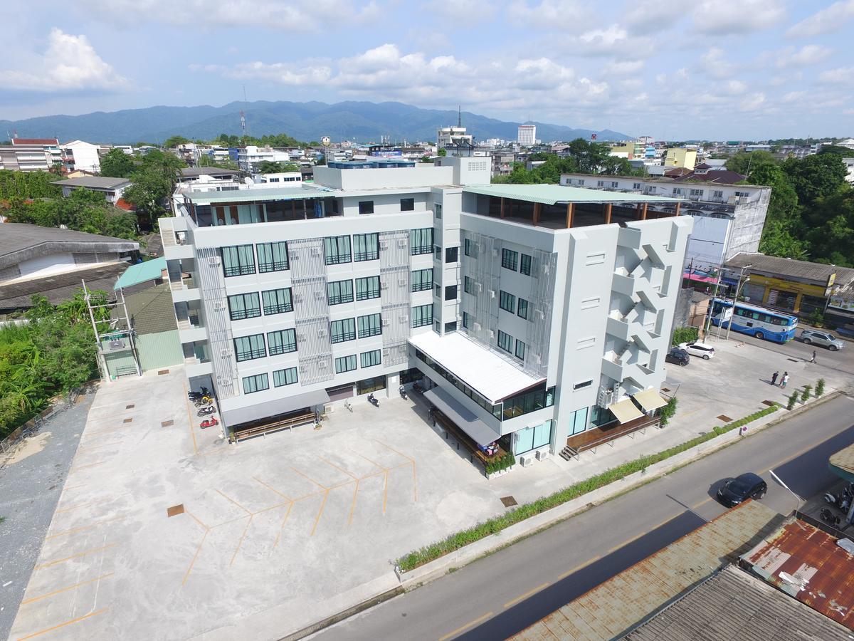 Chanthaburi Center Exterior photo